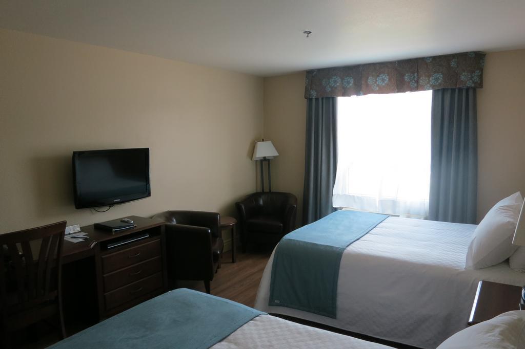 Days Inn By Wyndham Lévis Eksteriør billede