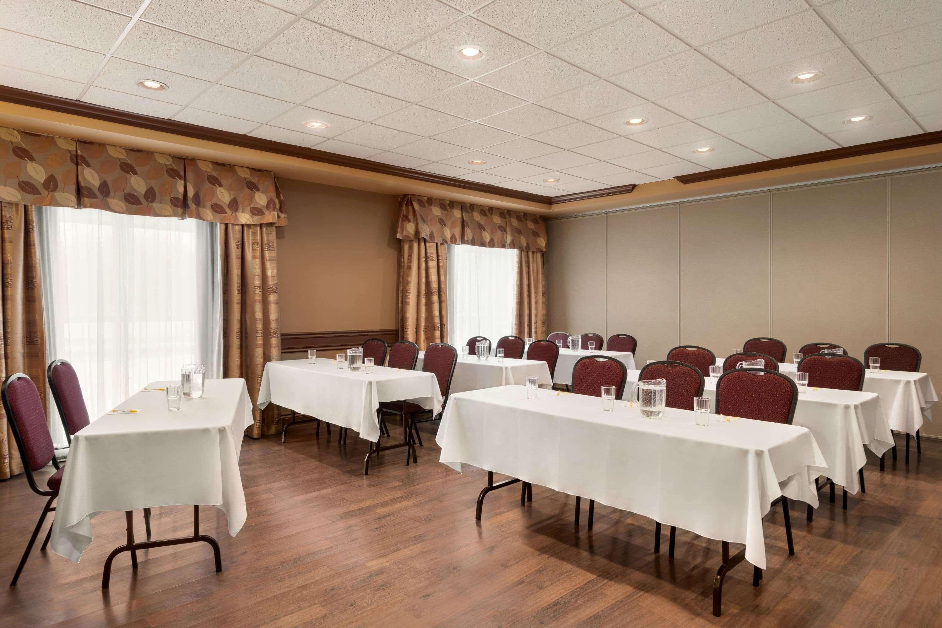 Days Inn By Wyndham Lévis Eksteriør billede